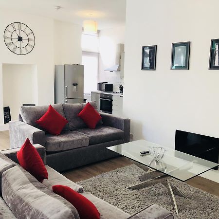 Spacious & Modern 2 Bed Apartment At Knightsbridge Лондон Экстерьер фото