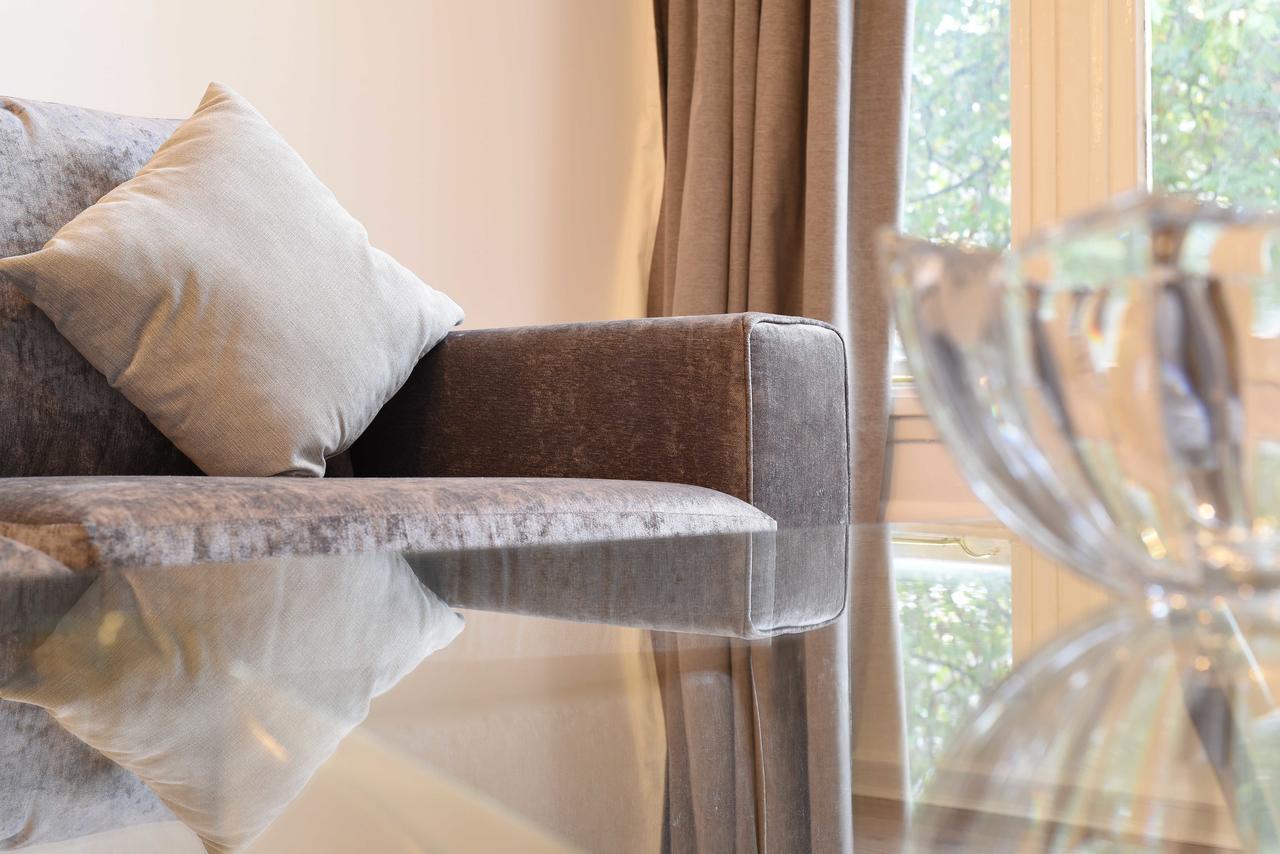 Spacious & Modern 2 Bed Apartment At Knightsbridge Лондон Экстерьер фото