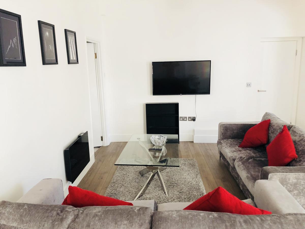 Spacious & Modern 2 Bed Apartment At Knightsbridge Лондон Экстерьер фото